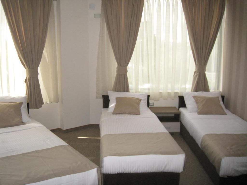 Domus Aparthotel Skopje Extérieur photo