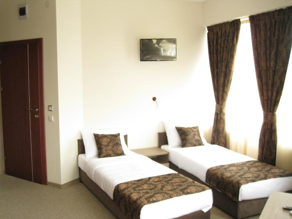 Domus Aparthotel Skopje Extérieur photo
